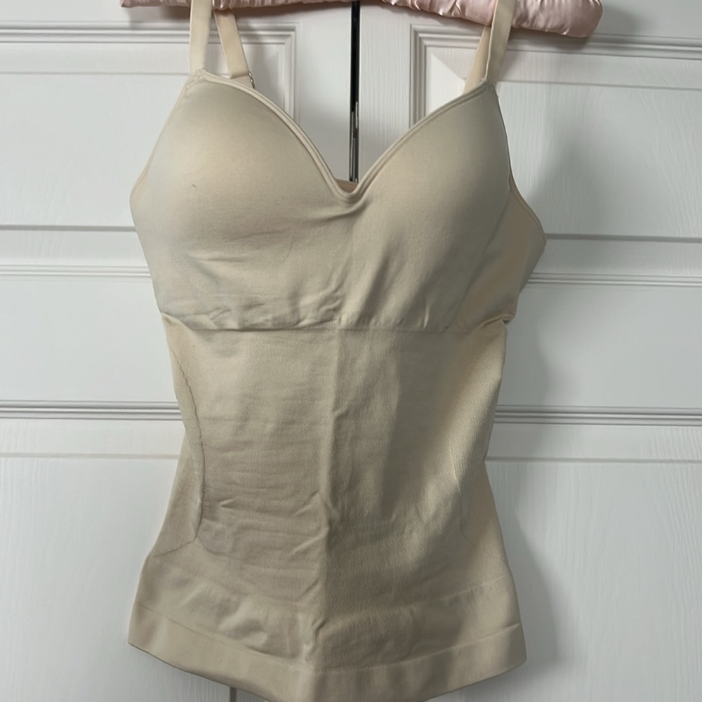 UnderOutfit Shaping Cami with Cup